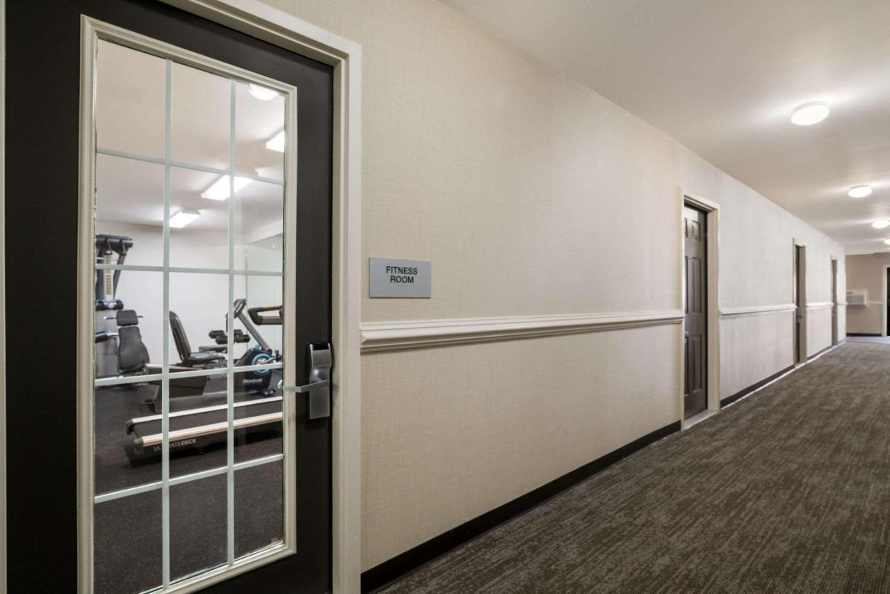Suburban Studios Denver Central-Арвада Экстерьер фото
