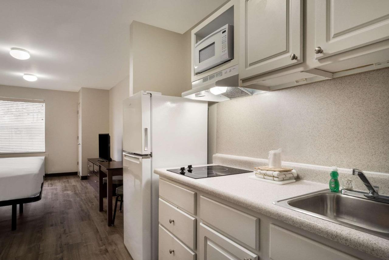 Suburban Studios Denver Central-Арвада Экстерьер фото